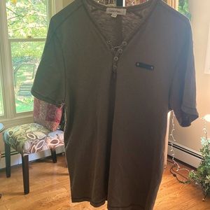 Calvin Klein men’s short sleeve shirt with snaps